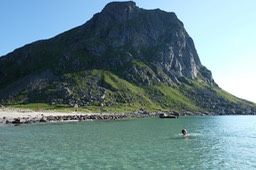 Uttakleiv Beach