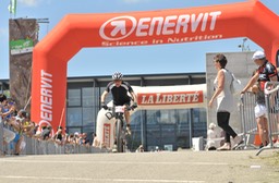 sportograf-64417175.jpg